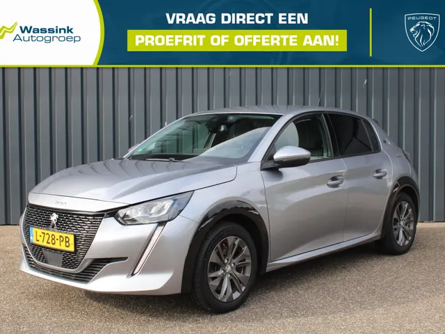 Peugeot e-208