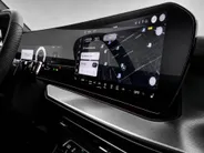 Audi Q3 Sportback 1.5 200kW e-hybrid S edition 272 PK · Tech pro · Glazen panoramadak · Sportstoelen alcantara met rode stiksels