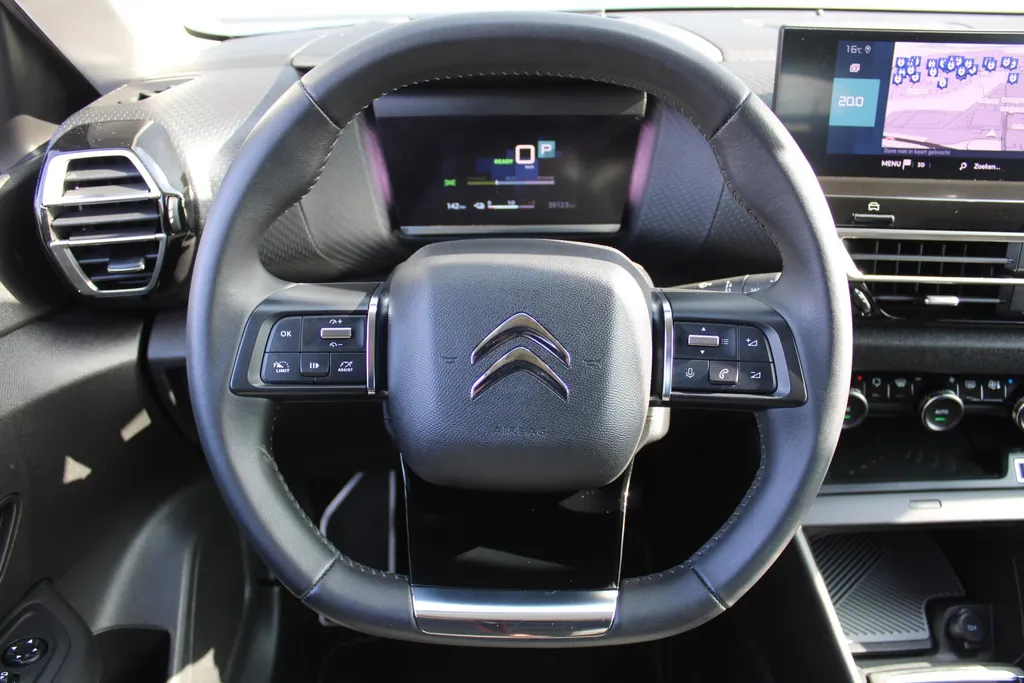Citroën ë-C4 Shine 50 kWh | Airco | Cruise | Navi | Keyless | Trekhaak | LM Velgen | Heads Up Display | Stoelverwarming |