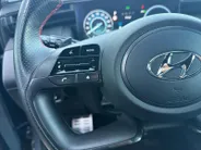 Hyundai Tucson 1.6 T-GDI PHEV N Line 4WD 265PK | 66km WLTP elektrisch | Navigatie | Apple Carplay & Android Auto | Adaptive cruise control | Parkeersensoren rondom | 360 camera | Stoelverwarming & koeling voor |