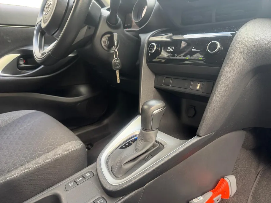 Toyota Yaris Cross 1.5 Hybrid Active AUTOMAAT | 1E EIGENAAR | CLIMATE CONTROL | DEALER ONDERHOUDEN