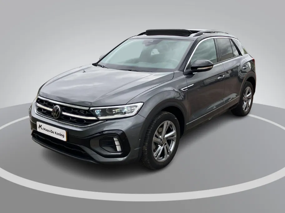 Volkswagen T-Roc 1.5TSI/150PK R-Line Business+ · Panoramadak · Trekhaak · Camera · Apple/Android Car Play · Navigatie · Stoelverwarming · Garantie t/m 09-10-2027 of 100000km.