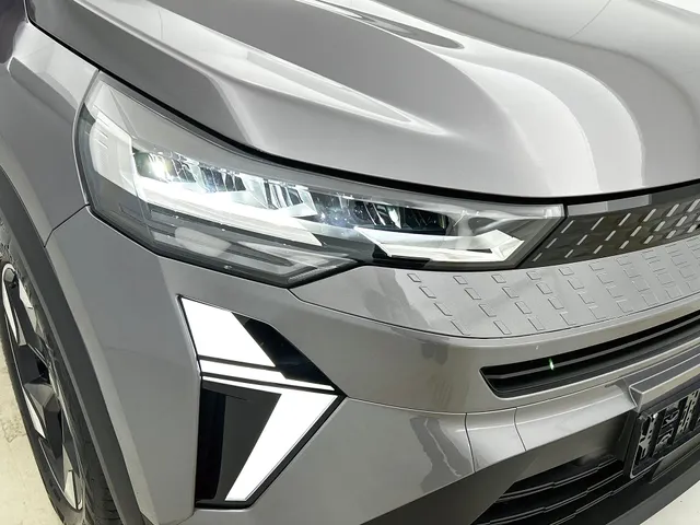 Renault Captur E-Tech full hybrid 145PK techno | CAMERA | NAVI | CARPLAY
