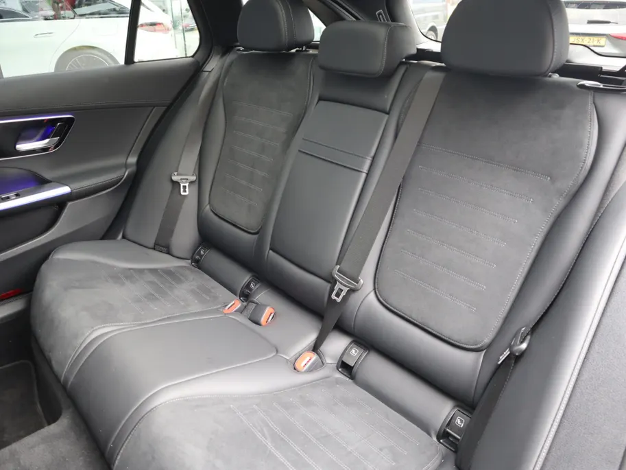 Mercedes-Benz C-Klasse Estate 200 AMG Line l Keyless l Panoramadak l Stoelverwarming