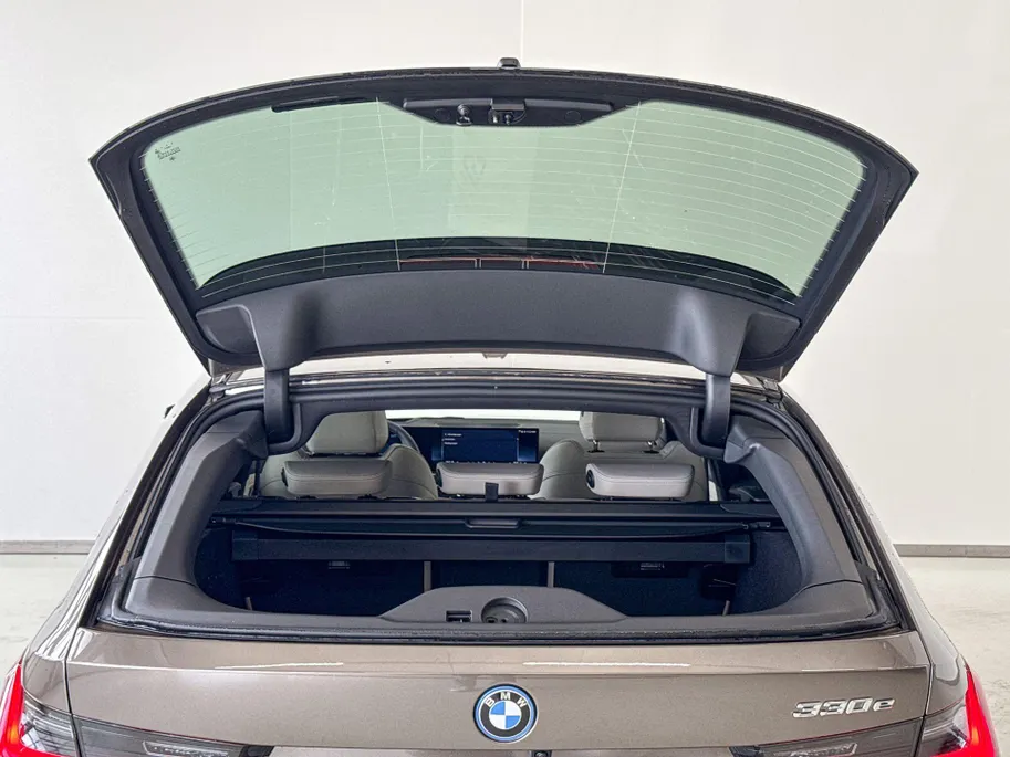 BMW 3 Serie Touring 330e Innovation Pack M Sportpakket Pro