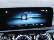 Mercedes-Benz CLA Shooting Brake 250e AMG Line Panorama dak l Stoelverwarming l Trekhaak