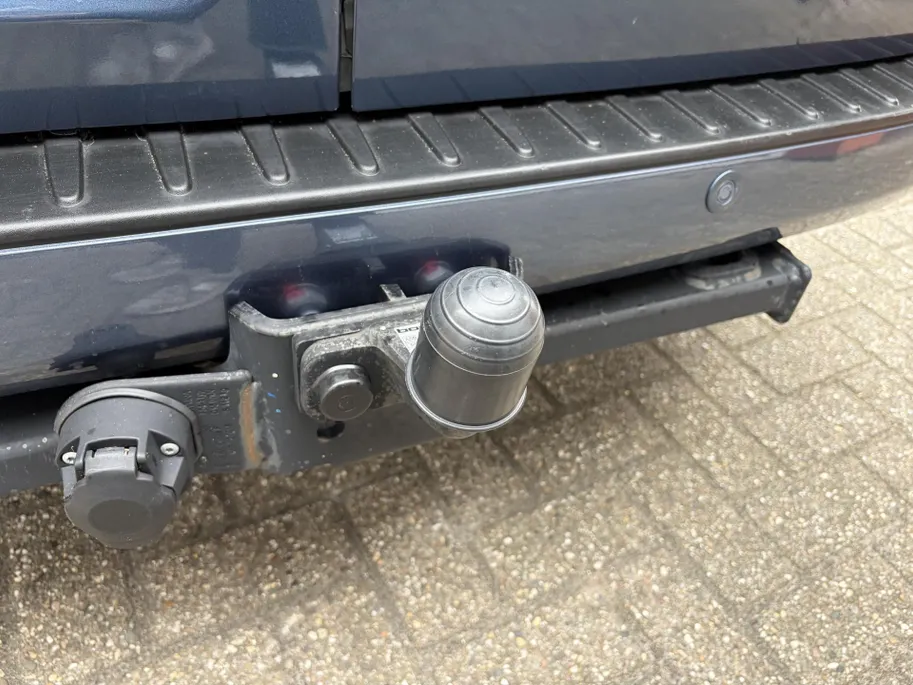 Ford Transit Custom dubbele cabine 320 2.0 TDCI L1H1 Limited