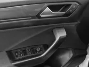 Volkswagen T-Roc 1.5 TSI 150pk DSG Sport · Camera · ACC · Alarmklasse 3 · Apple/Android Car Play · Verkeersbord Detectie · Elek. Inklapbare Spiegels ·