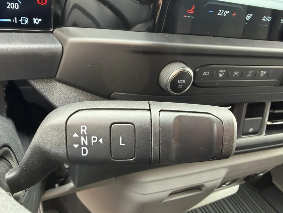 Ford Transit Custom 2.5 PHEV 233PK L2H1 Dubbele Cabine Custom MY2026.50