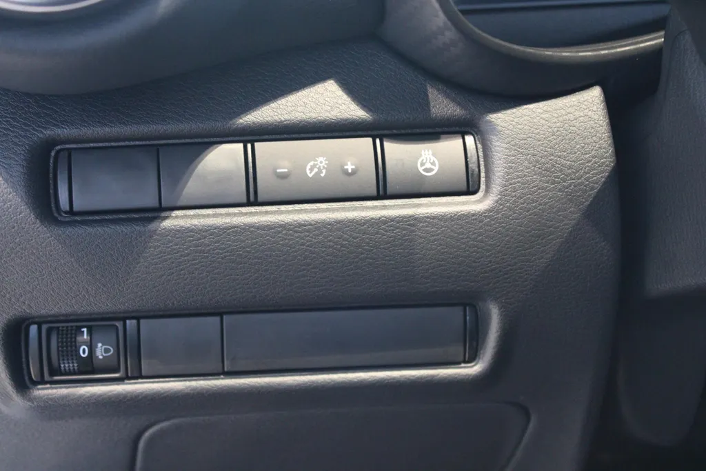 Nissan Juke 1.6 Hybrid N-Connecta | Navigatie | Automaat | LM wielen | Achteruitrijcamera | Parkeersensoren voor en achter | Apple carplay & Androidauto | Climate controle | Cruise controle |