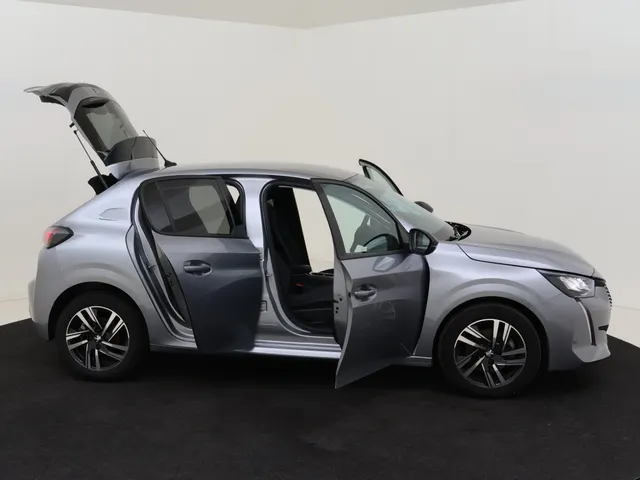 Peugeot 208 1.2 PureTech Allure Navi via Carplay | Cruise Control