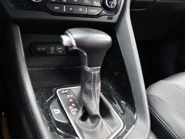 Kia Niro 1.6 GDi Hybrid First Edition