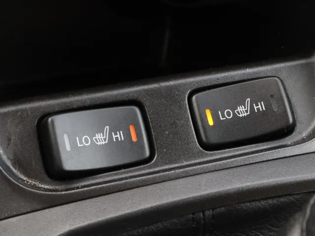 Suzuki S-Cross 1.4 BoosterJet Select Hybrid Carplay | All Seasons | Adaptive Cruise
