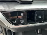 Kia Sportage 1.6 T-GDi Hybrid GT-PlusLine | Apple Carplay / Android Auto | Navigatiesysteem | Elektrisch verstelbare Voorstoelen | Bestuurdersstoel Met geheugen | Stoelverwarming + Stoelkoeling | Stuurverwarming | Elektrisch Bedienbaar Schuif / Kanteldak | Elektrisch 