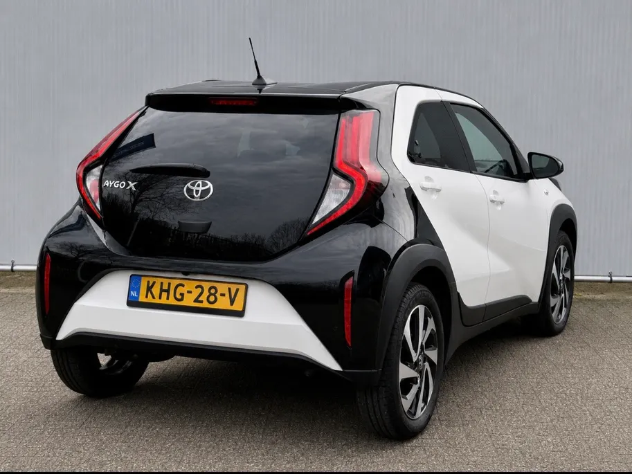 Toyota Aygo X 1.0 VVT-i MT CVT Envy |Carplay |Cruise |Clima |14dkm!