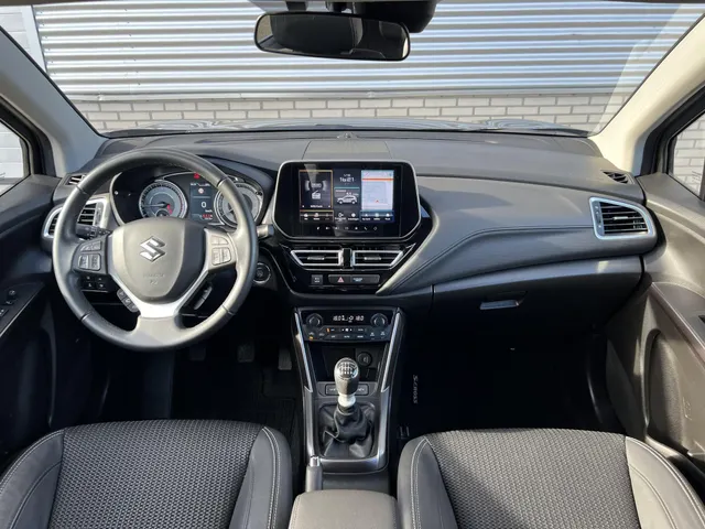 Suzuki S-Cross 1.4 Boosterjet Style Smart Hybrid | NL auto | Apple Carplay & Android Auto | Climate Control | Meest Luxe Uitvoering