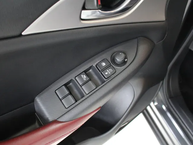 Mazda CX-3 2.0 SkyActiv-G 120 Dynamic Leder | Navigatie | Camera | Stoel- en stuurverwarming | Climate Control