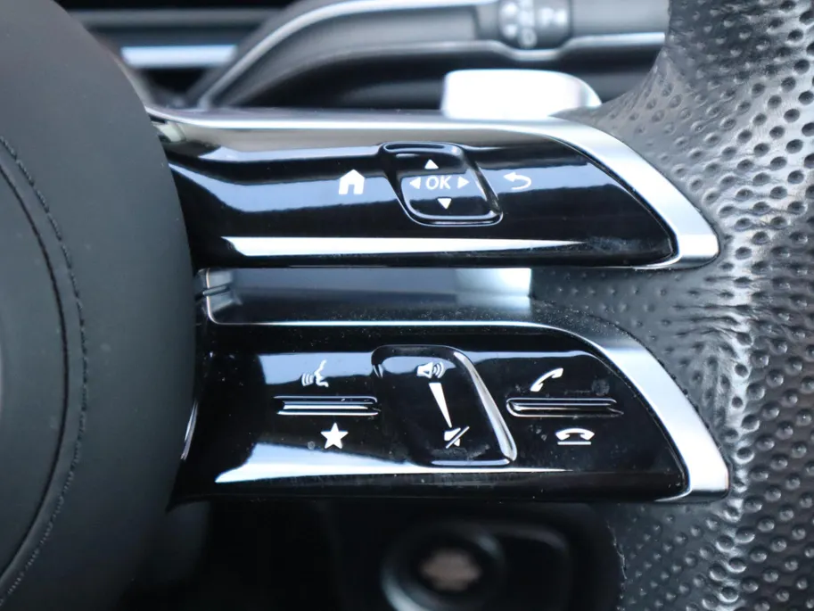 Mercedes-Benz GLE 400 e 4MATIC AMG Line l Panoramadak l Stoelverwarming l Ambiente lichtpakket l Keyless