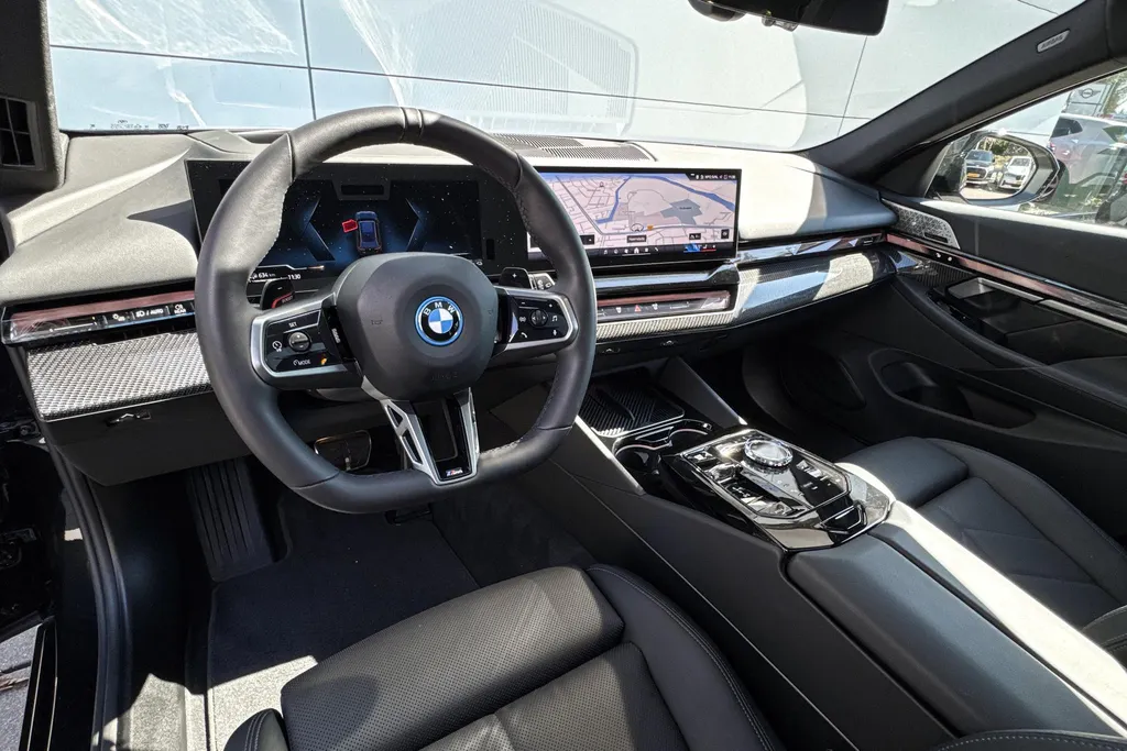 BMW 5 Serie Touring 550e xDrive