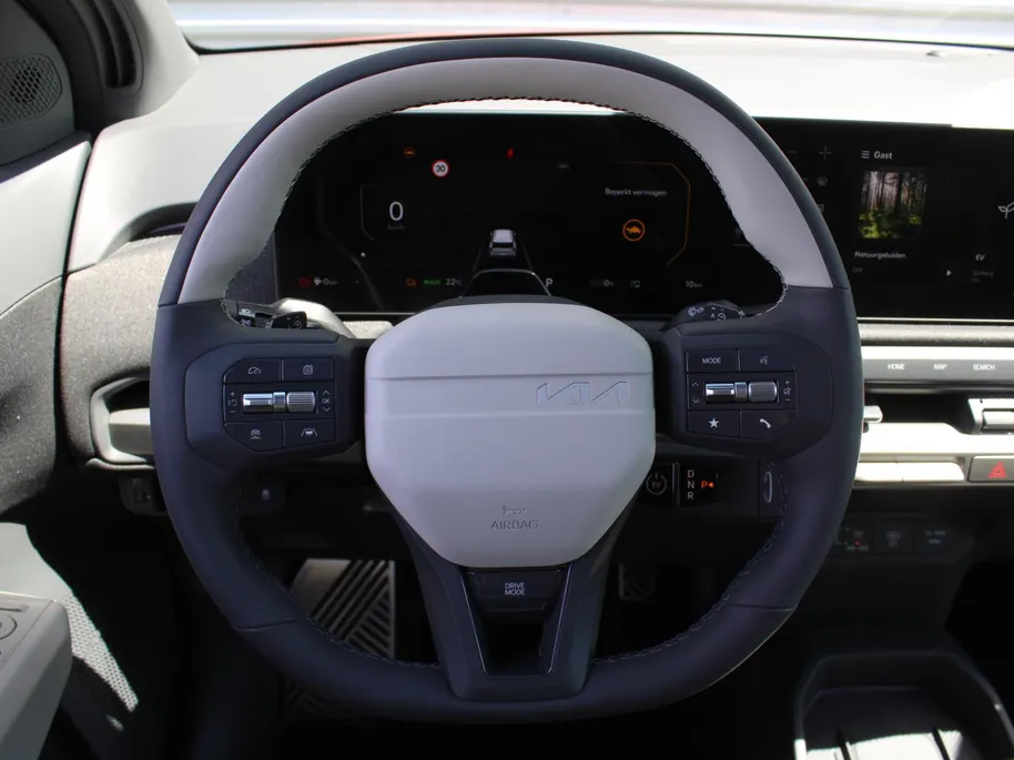 Kia EV3 GT-Line Business Edition 81.4 kWh | Nieuw | Direct leverbaar | Actieradius tot 563 km (WLTP) | 18% bijtelling | Gratis metallic lak t.w.v. € 795! |