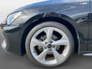 Audi A3 Sportback 35 TFSi mild-Hybrid S-Tronic aut. S Edition S Line Sportstoelen | Pano dak | SONOS Sound | Camera | Stoelverwarming | CarPlay | Cruise Control adapt. | Etc.