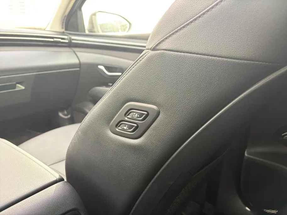 Hyundai Tucson 1.6 T-GDI HEV Premium Sky | Full options! | Elek. stoelverstelling | Schuif- kanteldak | Leder | Stoelverwarming en koeling