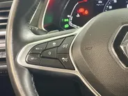 Renault Captur 130PK TCe Initiale Paris Automaat | 360 Camera | Cruise Control Adaptief | Parkeersensoren | Stoel & Stuurwiel Verwarming | Climate Control | Licht & Regen Sensor | Dodehoek Detectie |