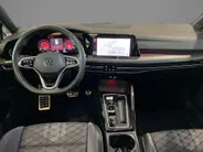 Volkswagen Golf 1.5eTSI/150PK DSG R-Line · Navigatie · Camera + Parkeersensoren · Apple/Android Car Play · 18'' Velgen ·