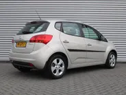 Kia Venga 1.4 CVVT X-ecutive | Trekhaak | 16' LM | Clima | Cruise | Navi | Parkeersensor achter |