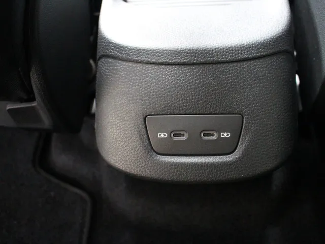 Volkswagen ID.3 Pro 58 kWh | Navigatie via Apple Carplay | PDC+Camera | Voorruitverw. | 19 inch LM | 93% SoH