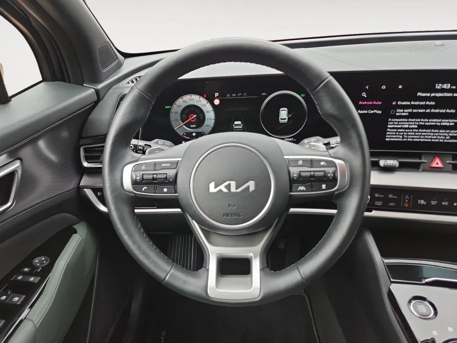 Kia Sportage 1.6 T-GDi Hybrid Dark Edition | Camera | Carplay | Cruise Control Adaptief | Stoelverwarming voor en achter | Full Option |Trekhaak| Fabrieksgarantie t/m 5-2031 |