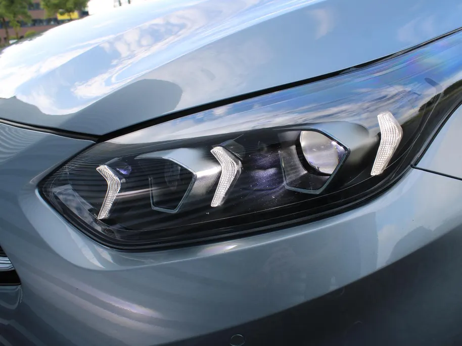 Kia Ceed Sportswagon 1.0 T-GDi DynamicPlusLine | Stoel- & stuurverwarming | Camera | LED | Navi | Elek. achterklep |