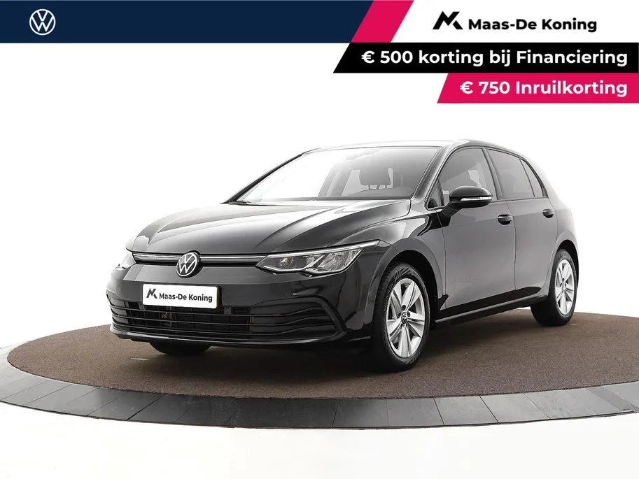 Volkswagen Golf 1.0 eTSI 110pk DSG Life · Camera · Apple/Android Car Play · Sfeerverlichting · P-Sensoren · Navigatie · 16'' Inch · Garantie t/m 04-02-2028 of 100.000km  · EXTRA INRUILKORTING ·