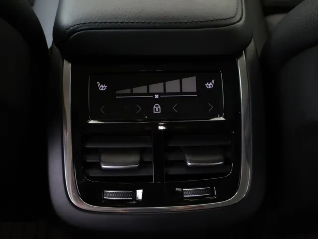 Volvo V60 Cross Country 2.0 B5 AWD Plus Bright | 360° camera | Harman/Kardon