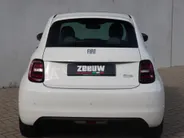Fiat 500e 3+1 La Prima 42 kWh | Pano | Winter | JBL | 17'