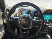 MINI Countryman 1.5 Cooper S E ALL4 Chili Automaat | Harmon Kardon audio | Navigatie  | Schuif/kantel dak | Parkeersensoren v + a | Head up display