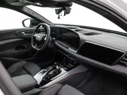 Audi A5 Avant 2.0 367pk S-tronic e-hybrid quattro S edition · 360 Camera · Wegklapbare Trekhaak · Bang & Olufsen Audio · Bijrijder Display · Zwart Optiek · 19'' Inch · Garantie t/m 26-07-2030 of 100.000