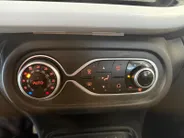 Renault Twingo Z.E. R80 Intens *Automaat*Navi+Camera*Cruise*Climate*Hoge instap*Kleine Draaicirkel!