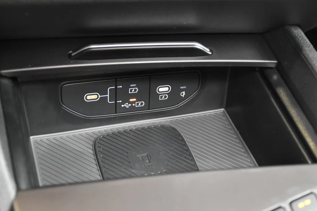 Kia Sportage 1.6 T-GDi 288pk Plug-in Hybrid AT6 DynamicPlusLine VOORRAAD ACTIE DIRECT LEVERBAAR