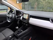 Renault Clio 1.0 TCe 90 Evolution Navigatie | Camera | Bluetooth | Parkeersensoren | LMV | Airco | 12 Maanden BOVAG Garantie