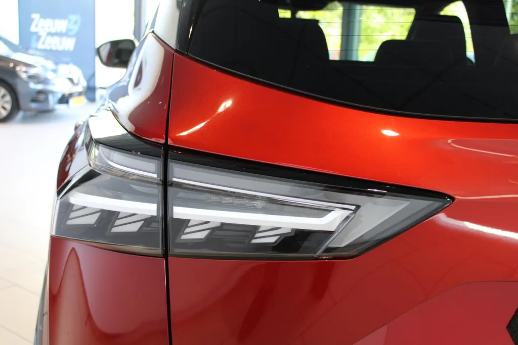 Nissan QASHQAI 1.3 MHEV Xtronic Tekna Plus | Nappa lederen bekleding | 20Inch lm wielen | Navigatie | Apple carplay & Android auto | Stoelgeheugen | 360grd camera | Stoel-, stuur- en voorruit verwarming | Climate controle|