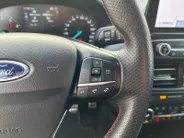 Ford Focus Wagon 1.0 EcoBoost ST Line Business | Stoelverwarming | Voorruit verwarming | Navi | Camera