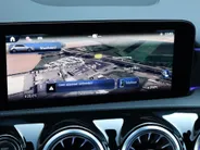 Mercedes-Benz A-Klasse 180 Business Solution AMG l Panorama dak l Keyless l AMG Line l