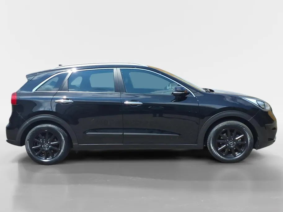 Kia Niro 1.6 GDi Hybrid First Edition achteruitrijcamera , navigatiesysteem full map , electronic climate controle , cruise , parkeersensor , lm velgen zwart .