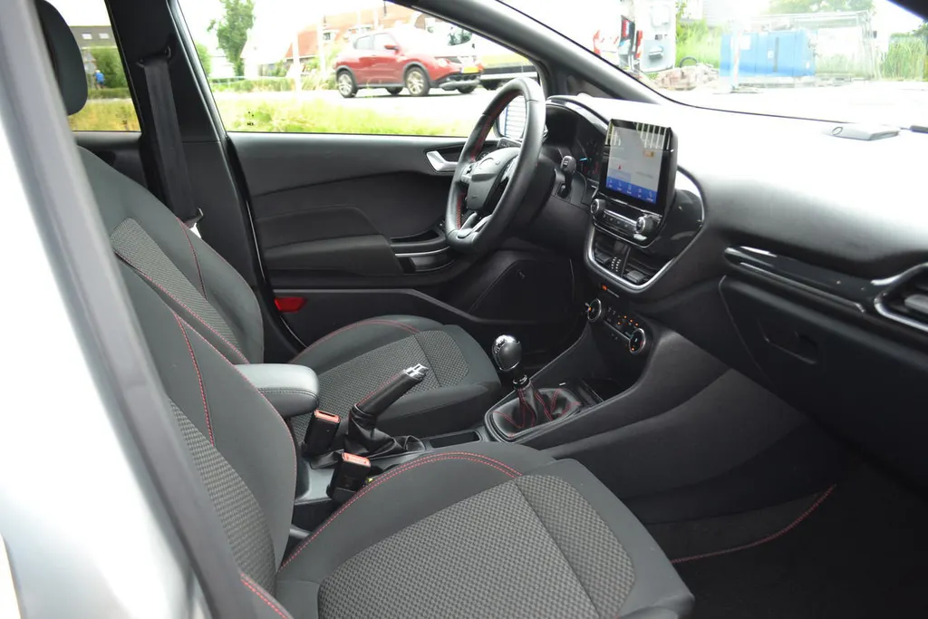 Ford Fiesta 1.0 ECOB. 95PK ST LINE X|NAVI|CARPLAY|MOOI!