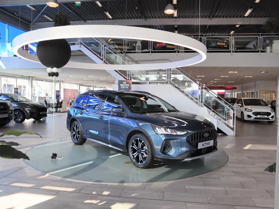 Ford Kuga 1.5 EcoBoost Titanium |trekhaak elektrisch uitklapbaar| 1800 KG TREKGEWICHT| WINTERPACK| 12 MAANDEN BOVAG GARANTIE/