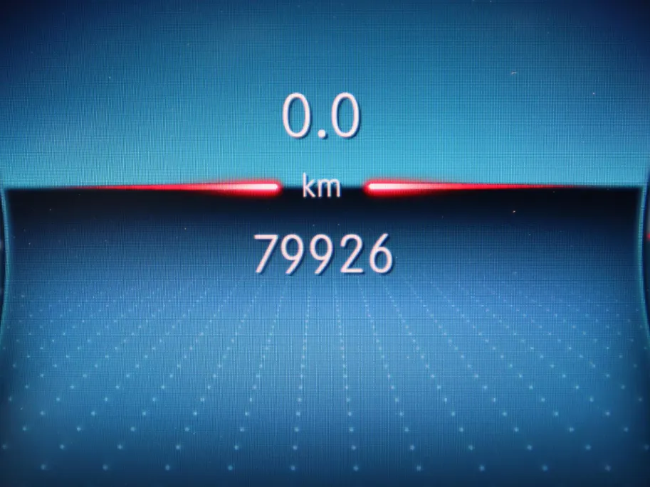 Mercedes-Benz EQA 250 AMG Line 67 kWh l Stoelverwarming l Ambiente lichtpakket l Achteruitrij camera