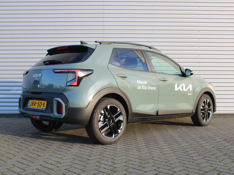Kia Stonic 1.0 T-GDi MHEV GT-Line | Stuur-/stoelverwarming | Schuifdak | Camera | Cruise adapt. | Dodehoek detectie | Clima | Navi | 17' LM | LED |