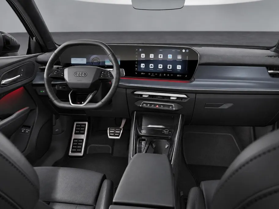 Audi Q3 e-hybrid S edition 272 PK · Tech plus · Glazen panoramadak · Trekhaak elek. wegklapbaar