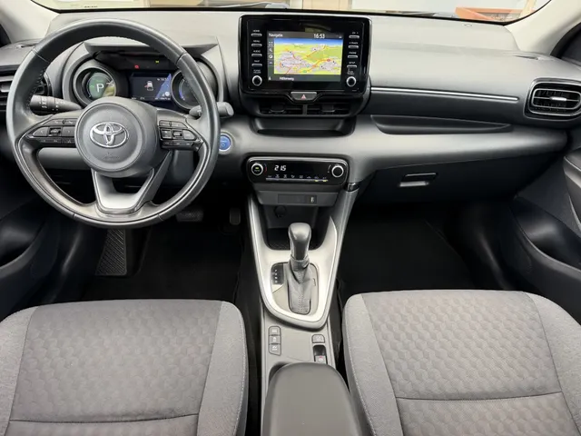 Toyota Yaris 1.5 Hyb. Dynamic | 1e Eigenaar | Dealer Onderhouden | Camera |